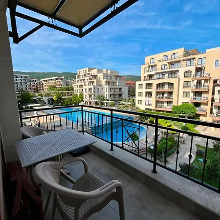 Sorrento Pool View Lejlighed *